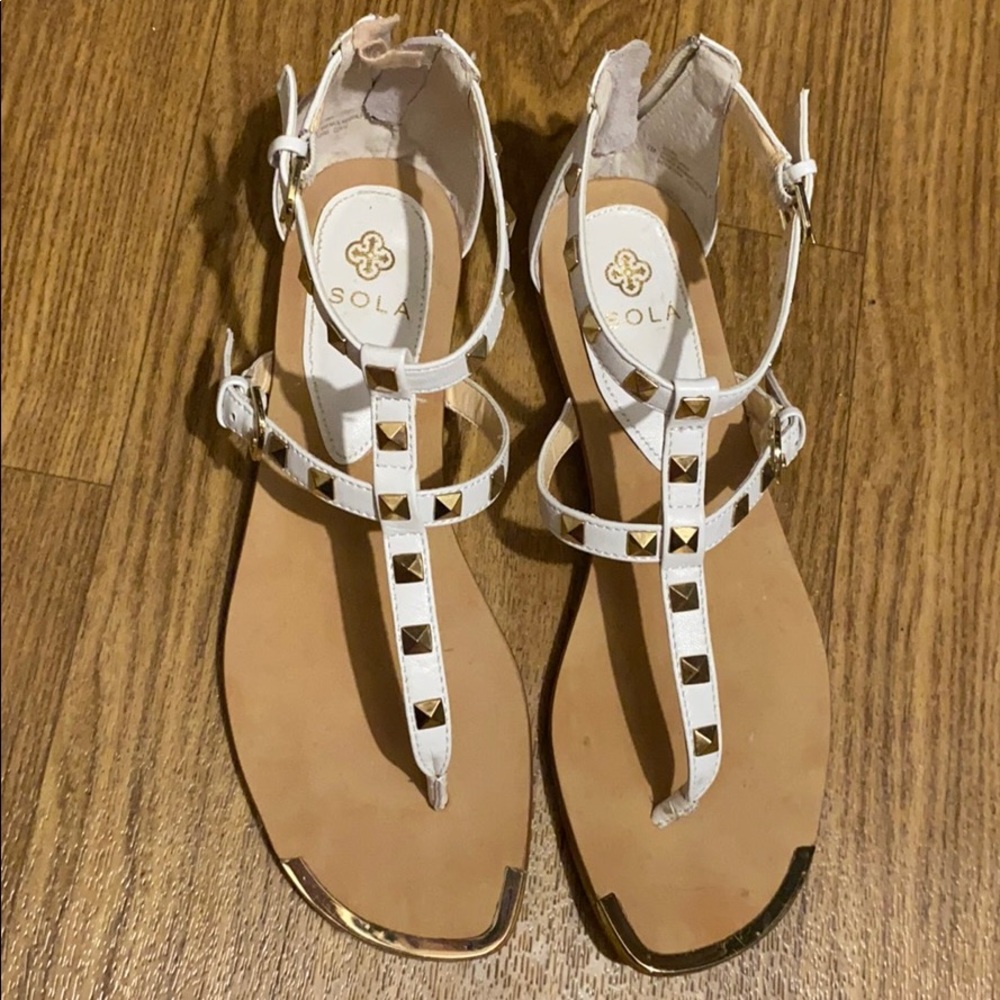 Solá Premium Leather Studded sandals ✨